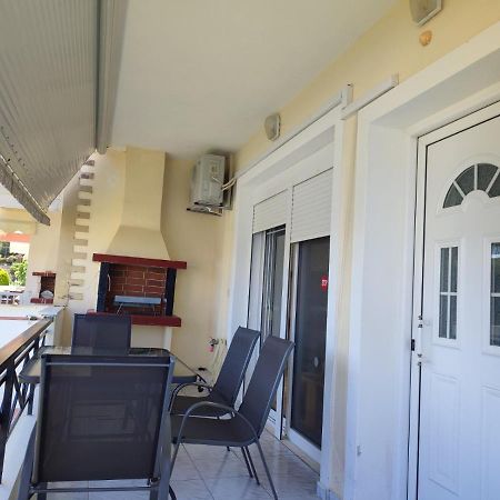The Twelve In Iraklitsa Apartman Nea Iraklitsa Kültér fotó