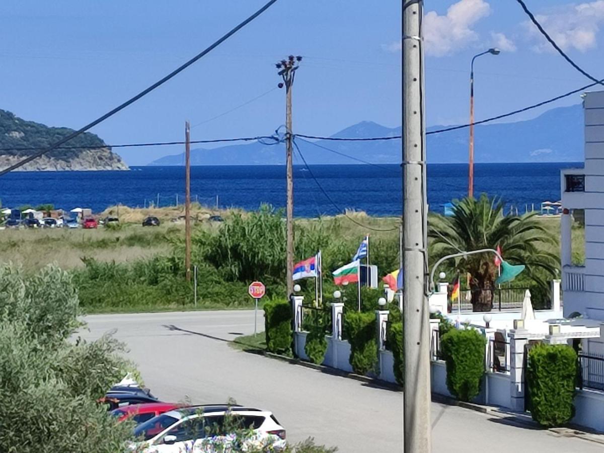 The Twelve In Iraklitsa Apartman Nea Iraklitsa Kültér fotó